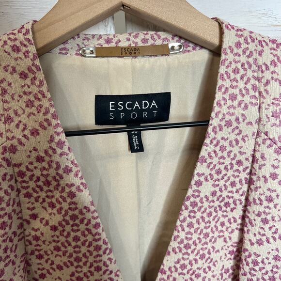 ESCADA Women's 36 US 6 Button Blazer Jacket Pink Animal Geo Print Quiet Luxury - Picture 9 of 13